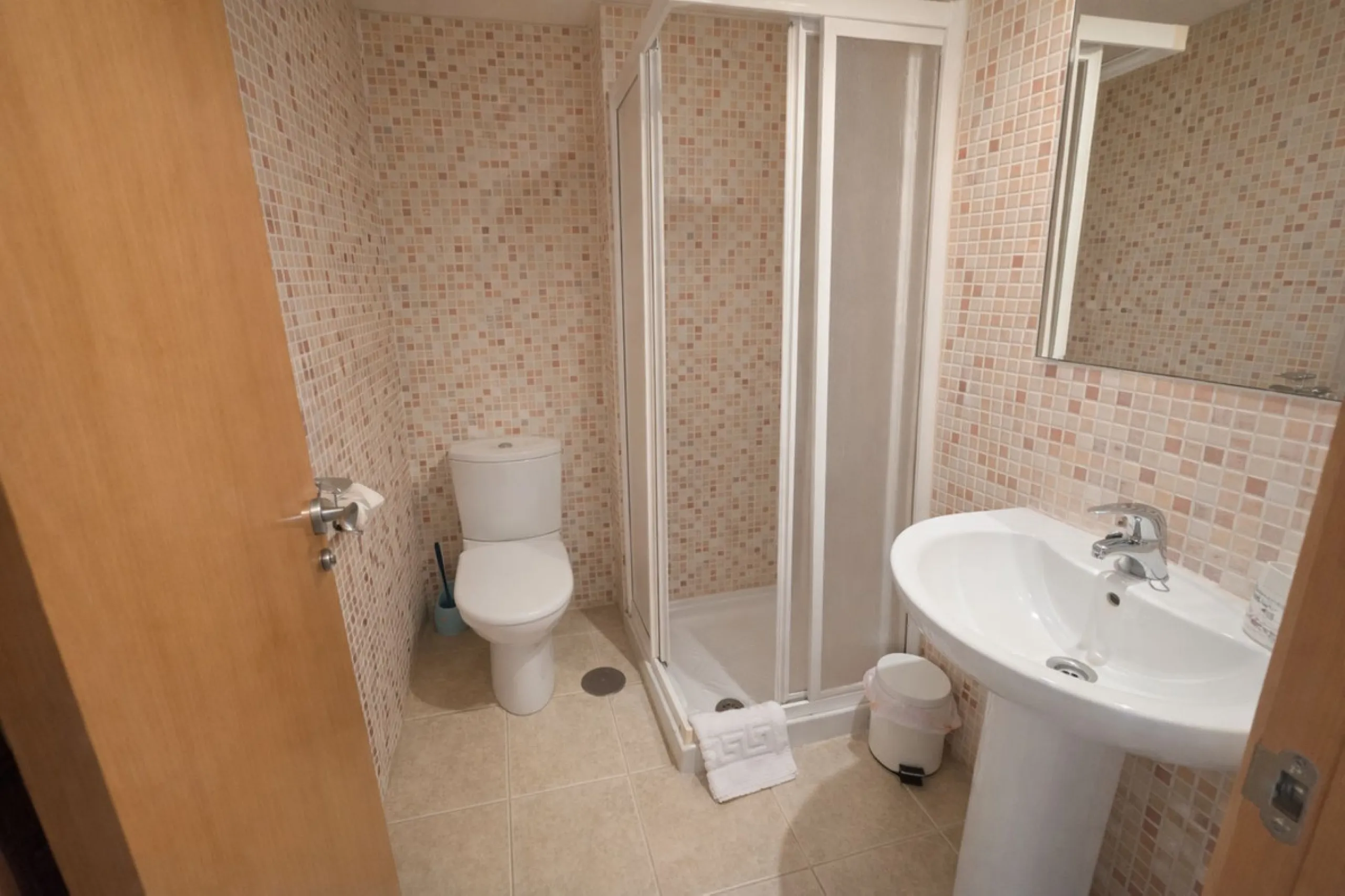 Apartment - Penthouse в продаже в Casares, Málaga. В доме 2 спален и 2 ванных комнат. Площадь дома 85 м²