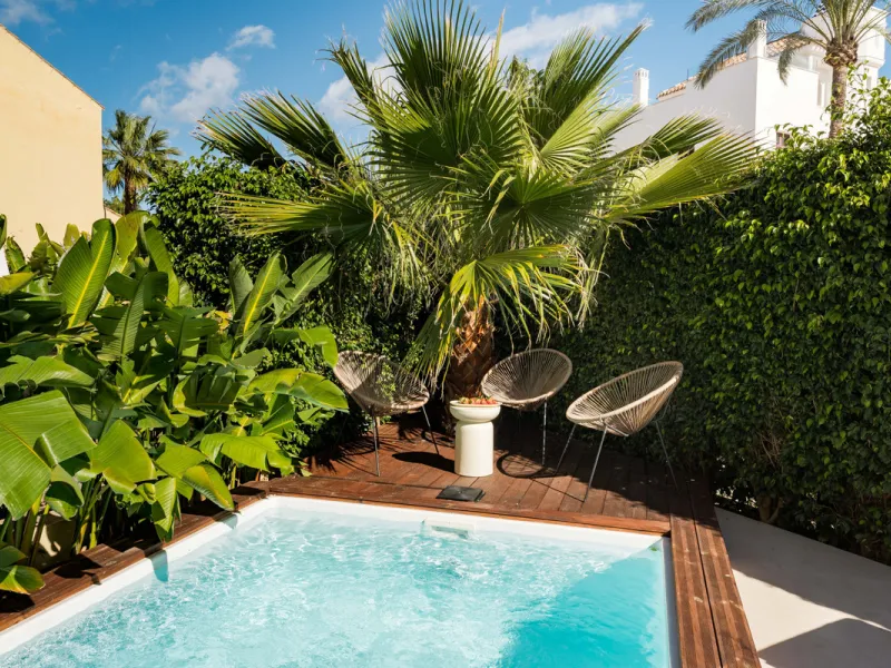 House - Townhouse в продаже в Marbella, Málaga. В доме 4 спален и 3 ванных комнат. Площадь дома 160 м²