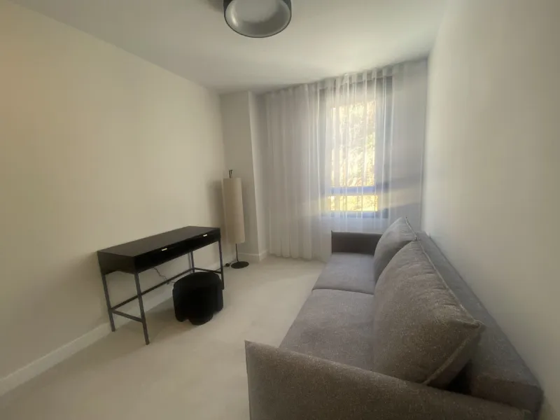 Middle Floor Apartment, Estepona, Costa del Sol.