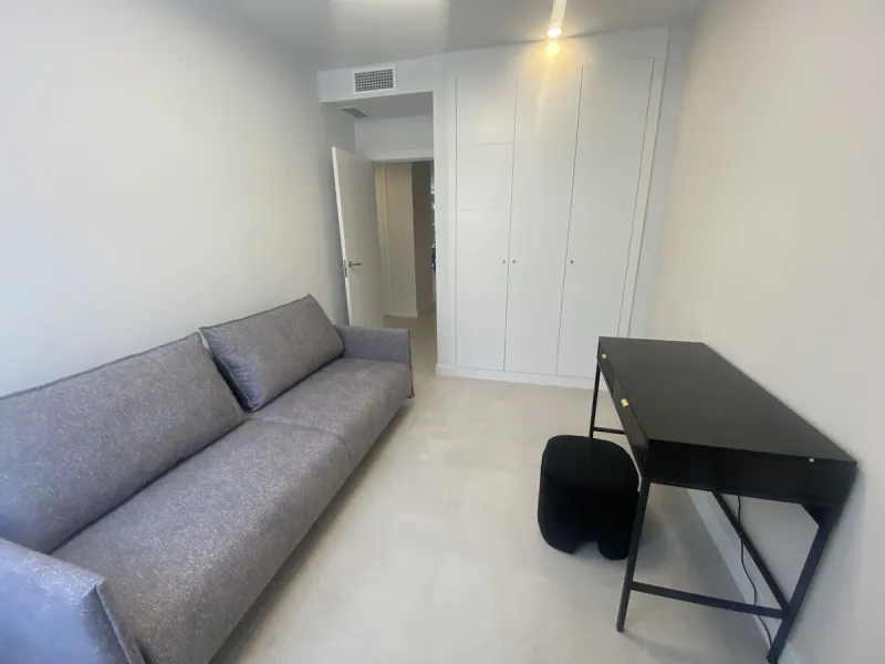 Middle Floor Apartment, Estepona, Costa del Sol.