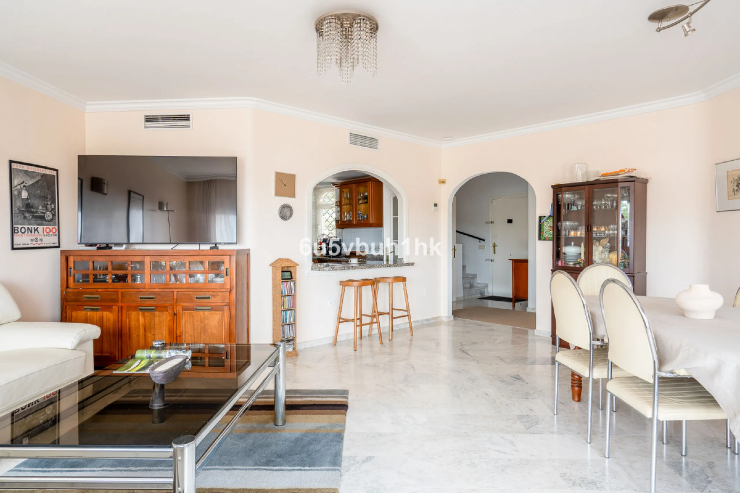 House - Townhouse в продаже в Benalmadena, Málaga. В доме 5 спален и 4 ванных комнат. Площадь дома 258 м². Площадь участка 258 м²