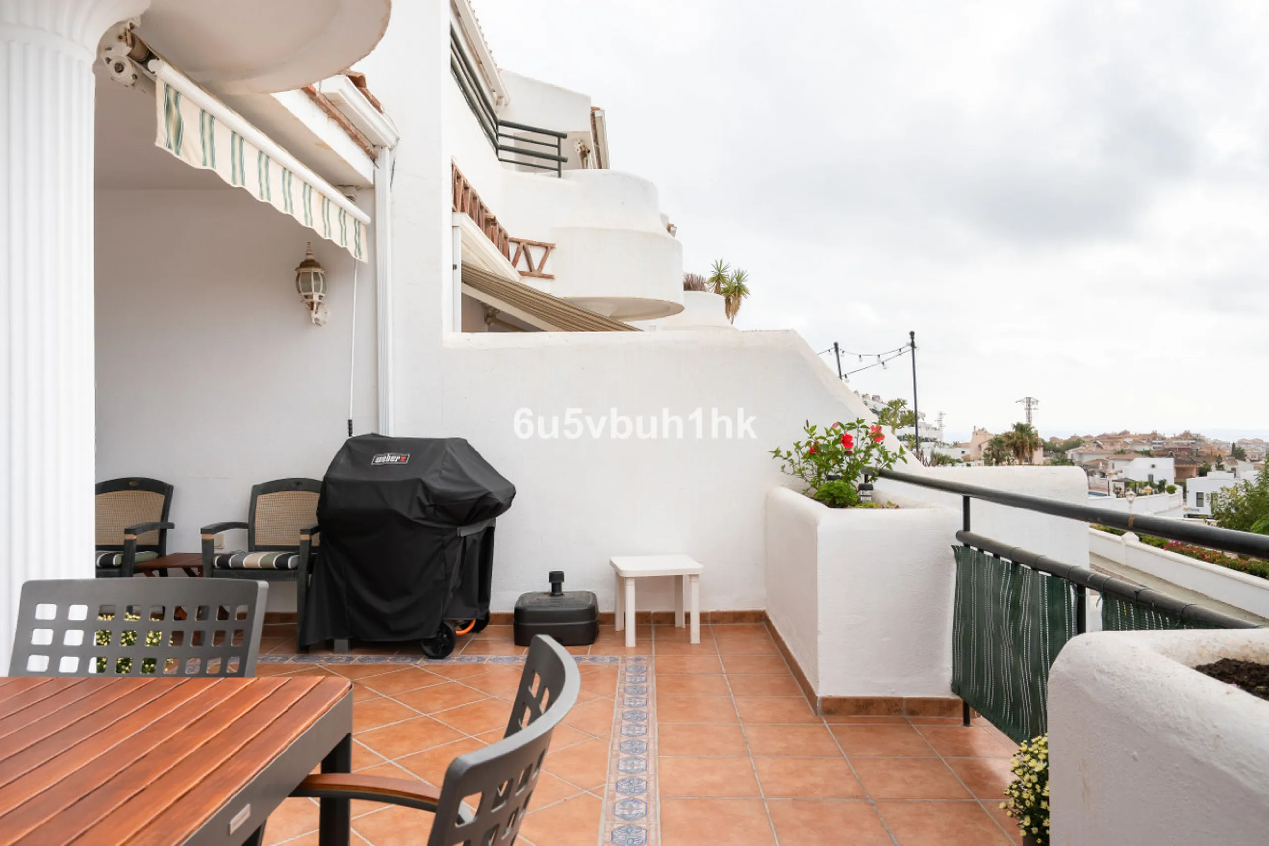 House - Townhouse в продаже в Benalmadena, Málaga. В доме 5 спален и 4 ванных комнат. Площадь дома 258 м². Площадь участка 258 м²