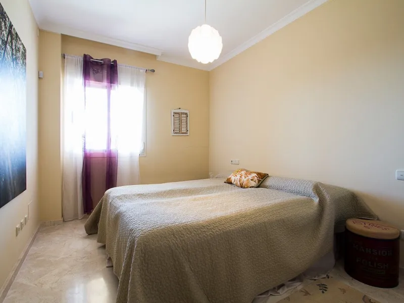 Apartment - Ground Floor Apartment в продаже в Marbella, Málaga. В доме 2 спален и 2 ванных комнат. Площадь дома 100 м²