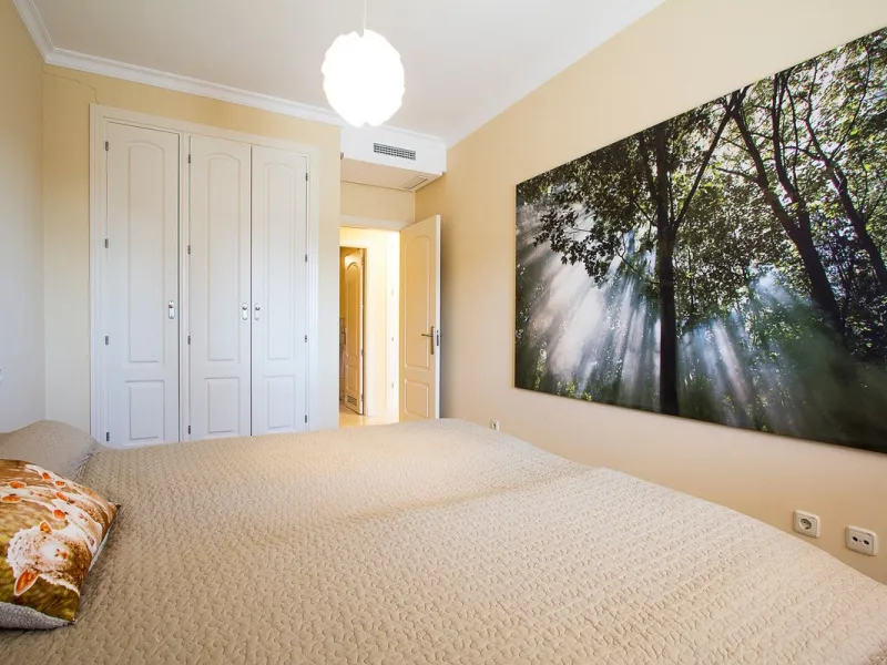 Apartment - Ground Floor Apartment в продаже в Marbella, Málaga. В доме 2 спален и 2 ванных комнат. Площадь дома 100 м²