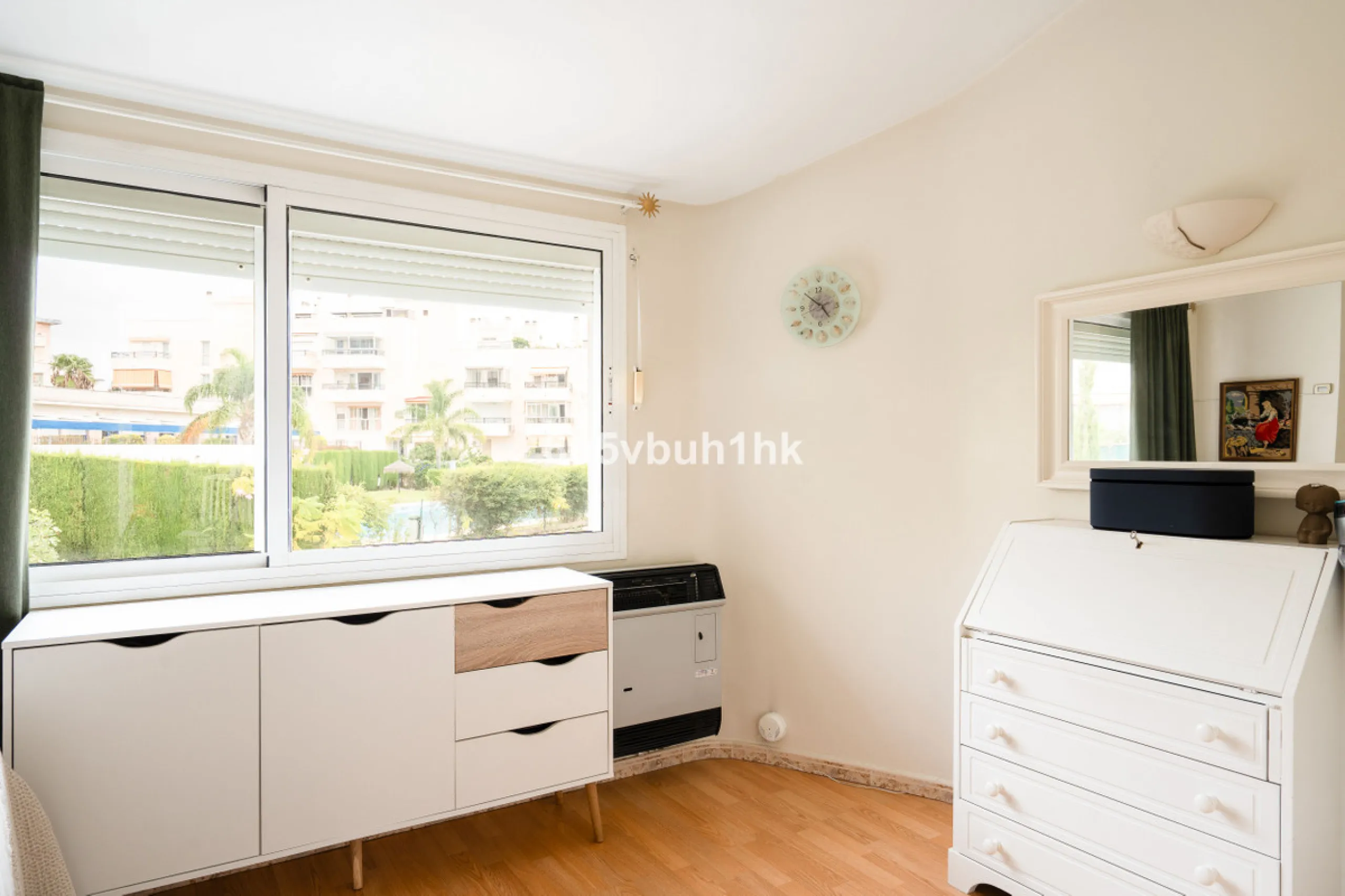 House - Townhouse в продаже в Benalmadena, Málaga. В доме 5 спален и 4 ванных комнат. Площадь дома 258 м². Площадь участка 258 м²
