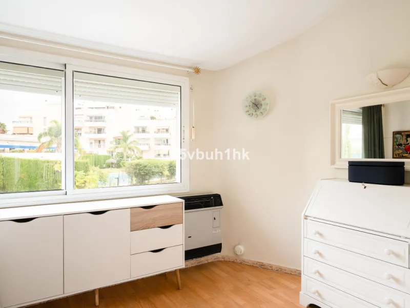 House - Townhouse в продаже в Benalmadena, Málaga. В доме 5 спален и 4 ванных комнат. Площадь дома 258 м². Площадь участка 258 м²