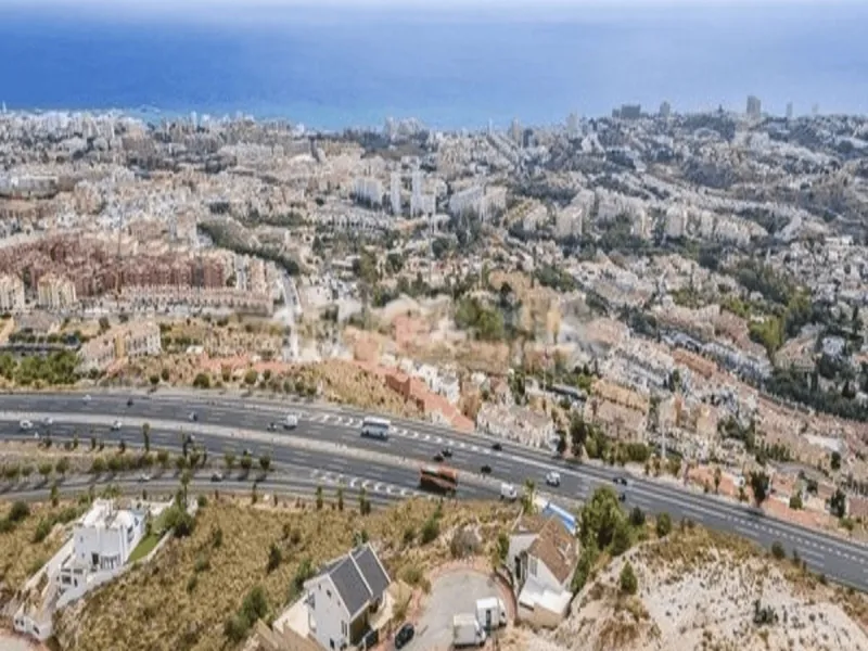 Plot for sale in Santangelo - 785 m² with panoramic views and project in process