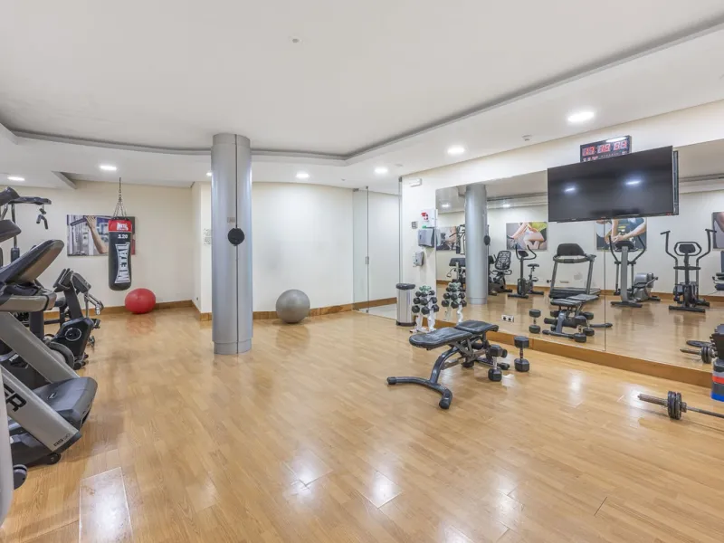 Apartment - Middle Floor Apartment в продаже в Marbella, Málaga. В доме 3 спален и 2 ванных комнат. Площадь дома 130 м²