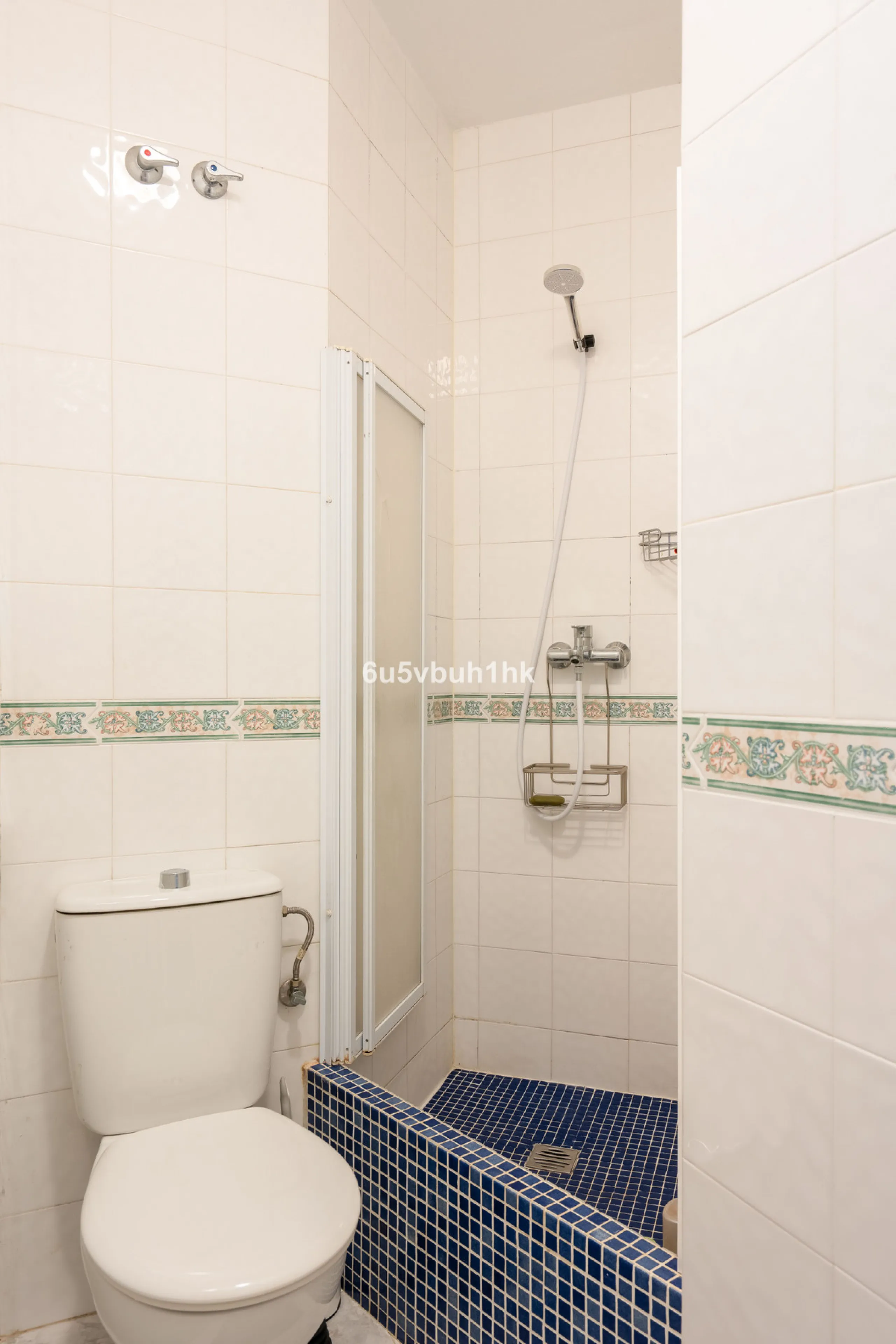 House - Townhouse в продаже в Benalmadena, Málaga. В доме 5 спален и 4 ванных комнат. Площадь дома 258 м². Площадь участка 258 м²