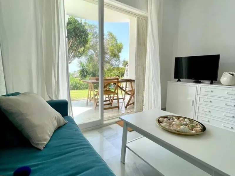 Apartment - Ground Floor Apartment в продаже в Mijas, Málaga. В доме 2 спален и 2 ванных комнат. Площадь дома 85 м²