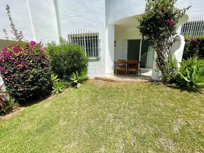 Apartment - Ground Floor Apartment в продаже в Mijas, Málaga. В доме 2 спален и 2 ванных комнат. Площадь дома 85 м²