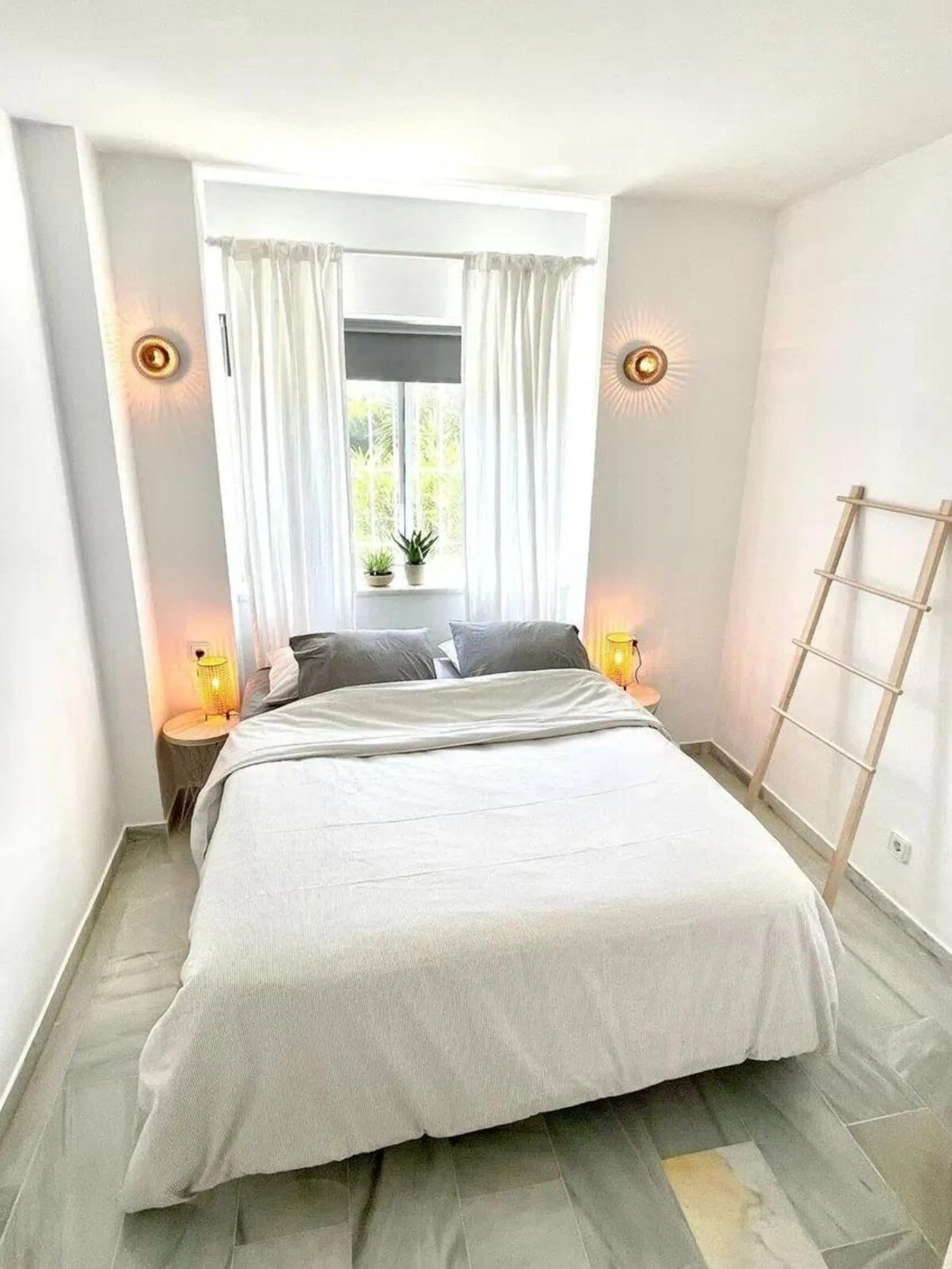 Apartment - Ground Floor Apartment в продаже в Mijas, Málaga. В доме 2 спален и 2 ванных комнат. Площадь дома 85 м²