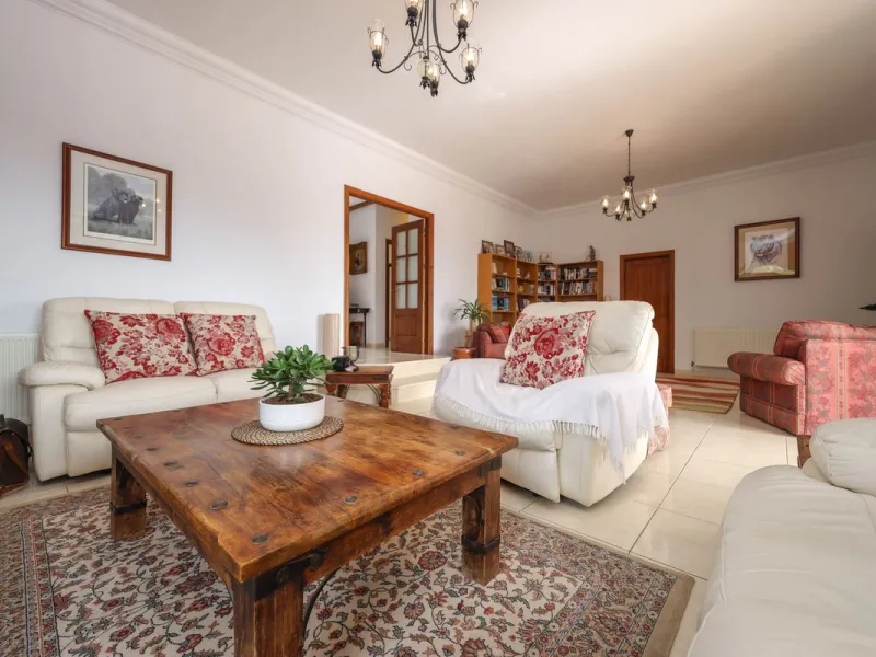 Immaculate Villa in Casarabonela