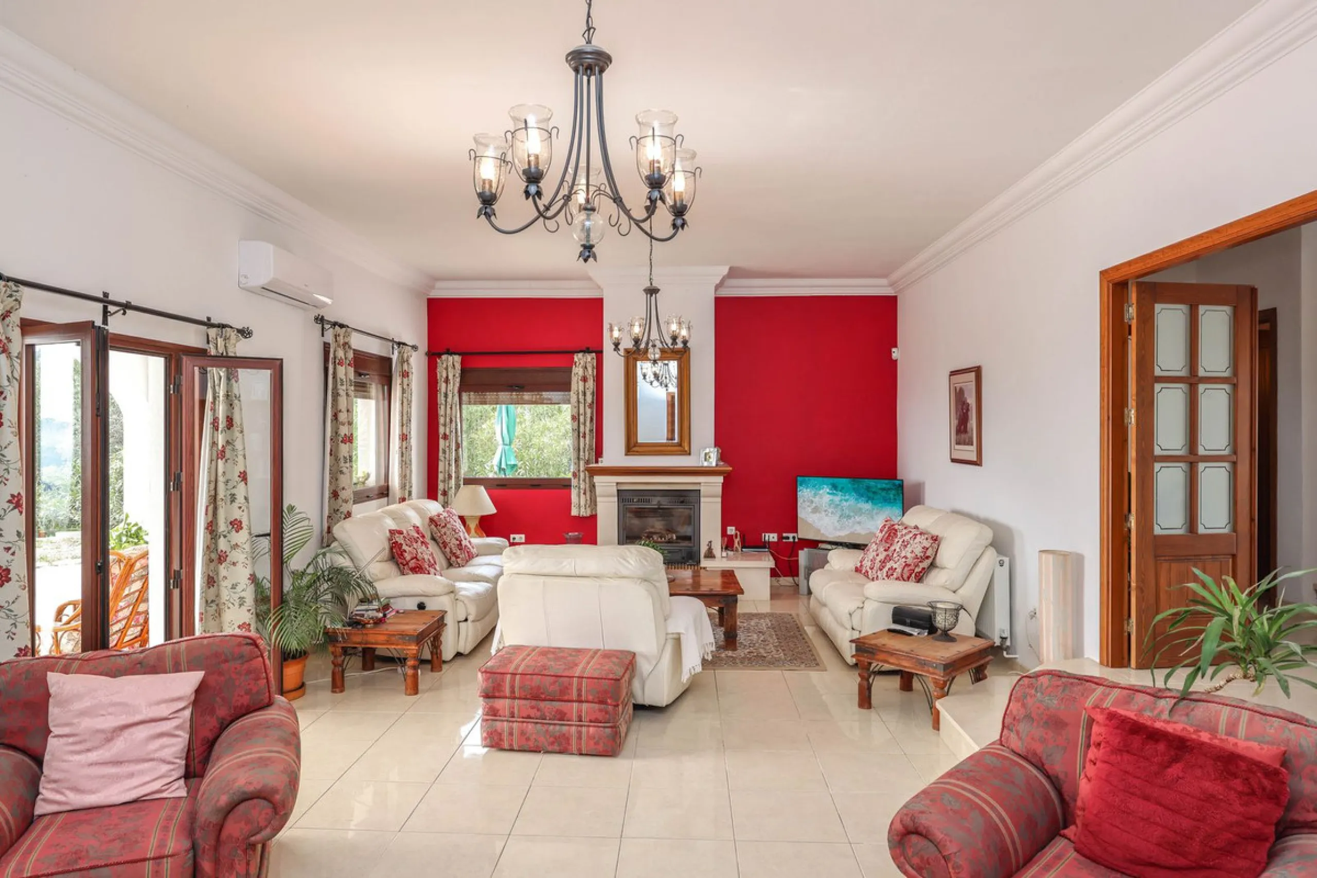 Immaculate Villa in Casarabonela