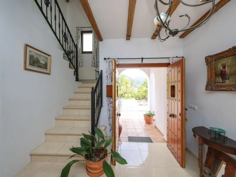 Immaculate Villa in Casarabonela