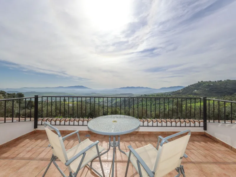 Immaculate Villa in Casarabonela