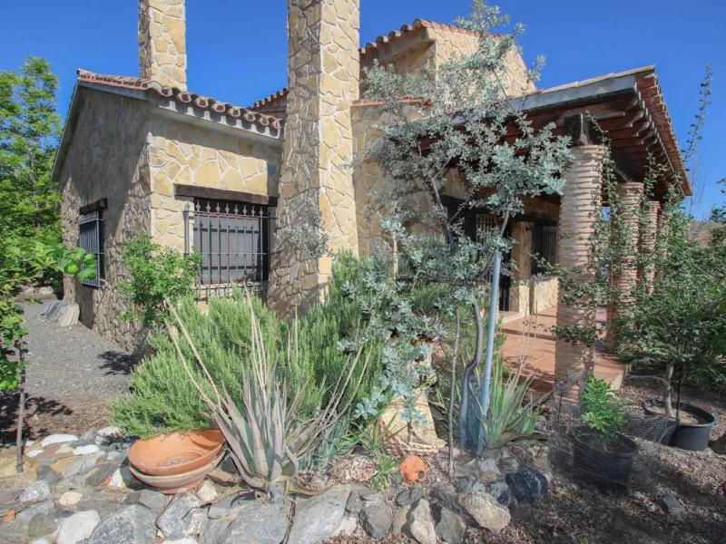CHARMING Country Finca