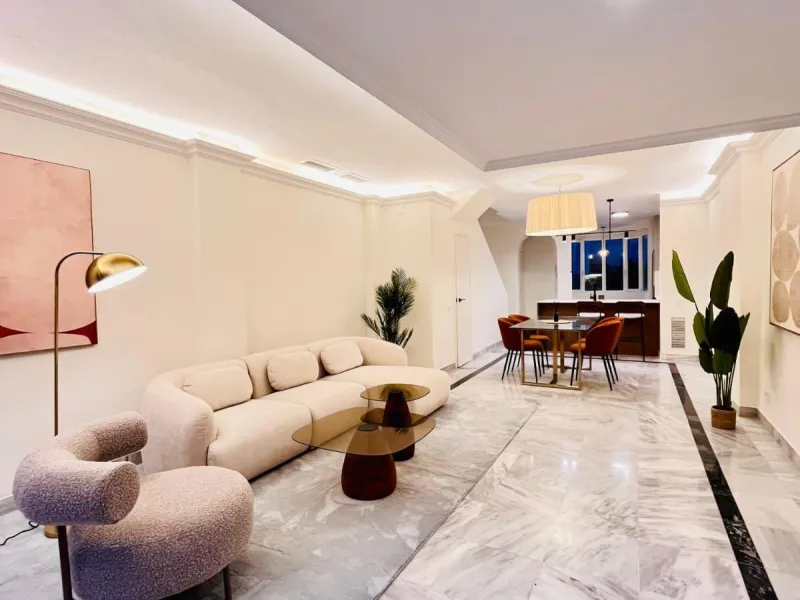Apartment - Duplex в продаже в Marbella, Málaga. В доме 2 спален и 3 ванных комнат. Площадь дома 163 м²
