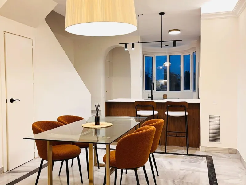 Apartment - Duplex в продаже в Marbella, Málaga. В доме 2 спален и 3 ванных комнат. Площадь дома 163 м²