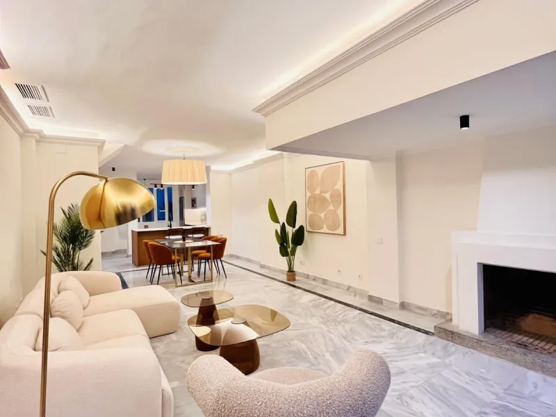 Apartment - Duplex в продаже в Marbella, Málaga. В доме 2 спален и 3 ванных комнат. Площадь дома 163 м²