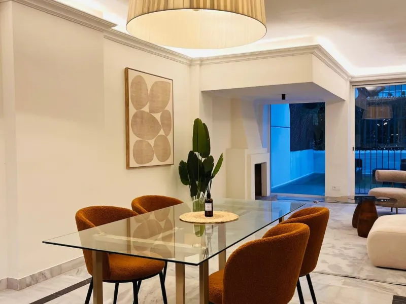 Apartment - Duplex в продаже в Marbella, Málaga. В доме 2 спален и 3 ванных комнат. Площадь дома 163 м²
