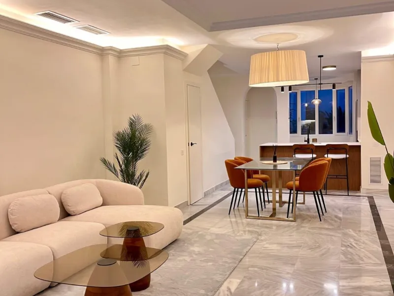 Apartment - Duplex в продаже в Marbella, Málaga. В доме 2 спален и 3 ванных комнат. Площадь дома 163 м²