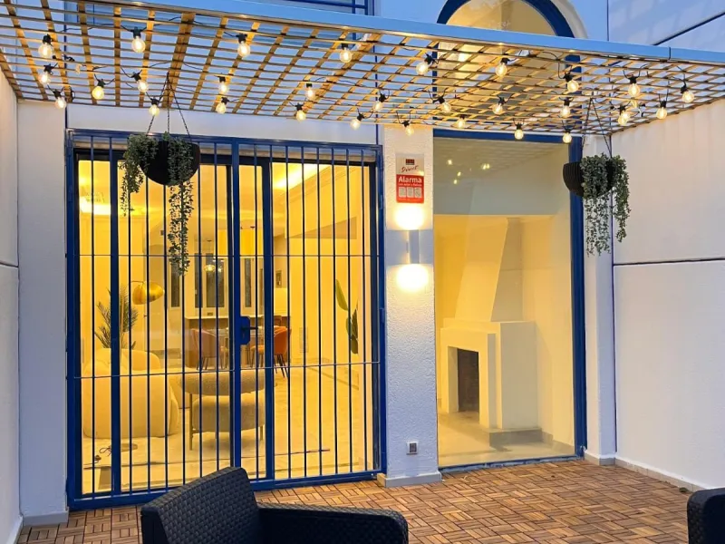Apartment - Duplex в продаже в Marbella, Málaga. В доме 2 спален и 3 ванных комнат. Площадь дома 163 м²