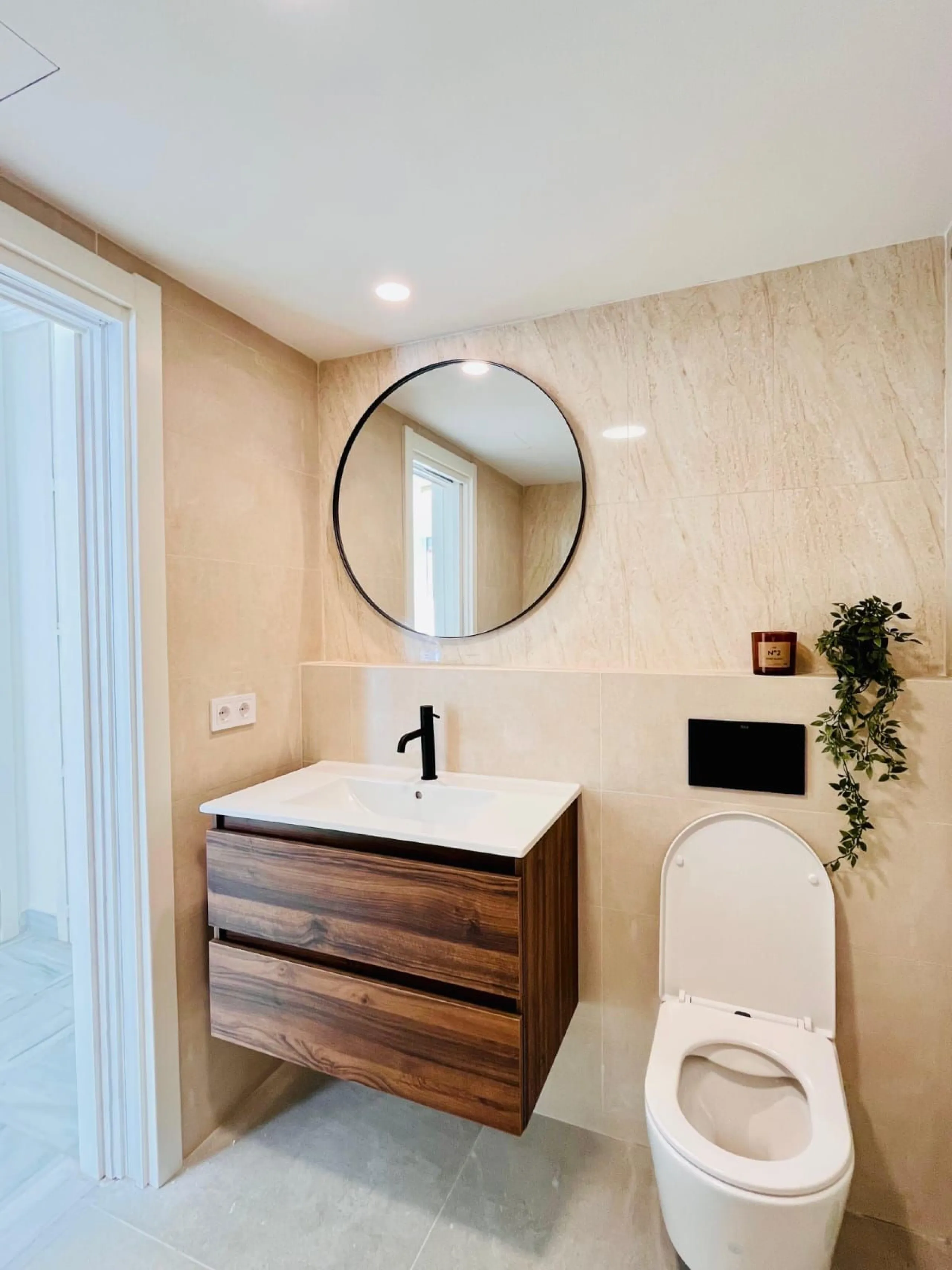 Apartment - Duplex в продаже в Marbella, Málaga. В доме 2 спален и 3 ванных комнат. Площадь дома 163 м²