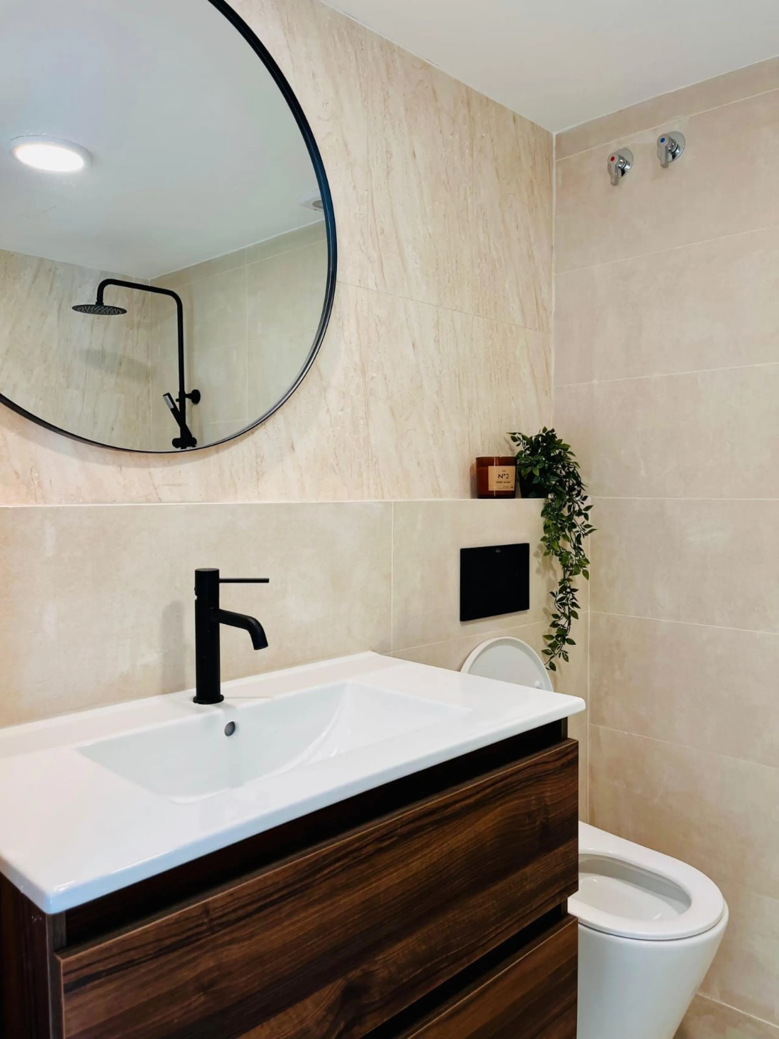 Apartment - Duplex в продаже в Marbella, Málaga. В доме 2 спален и 3 ванных комнат. Площадь дома 163 м²