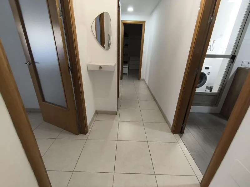 Spacious renovated 3-bedroom apartment with terrace, garage, storage room and communal areas in Torremolinos