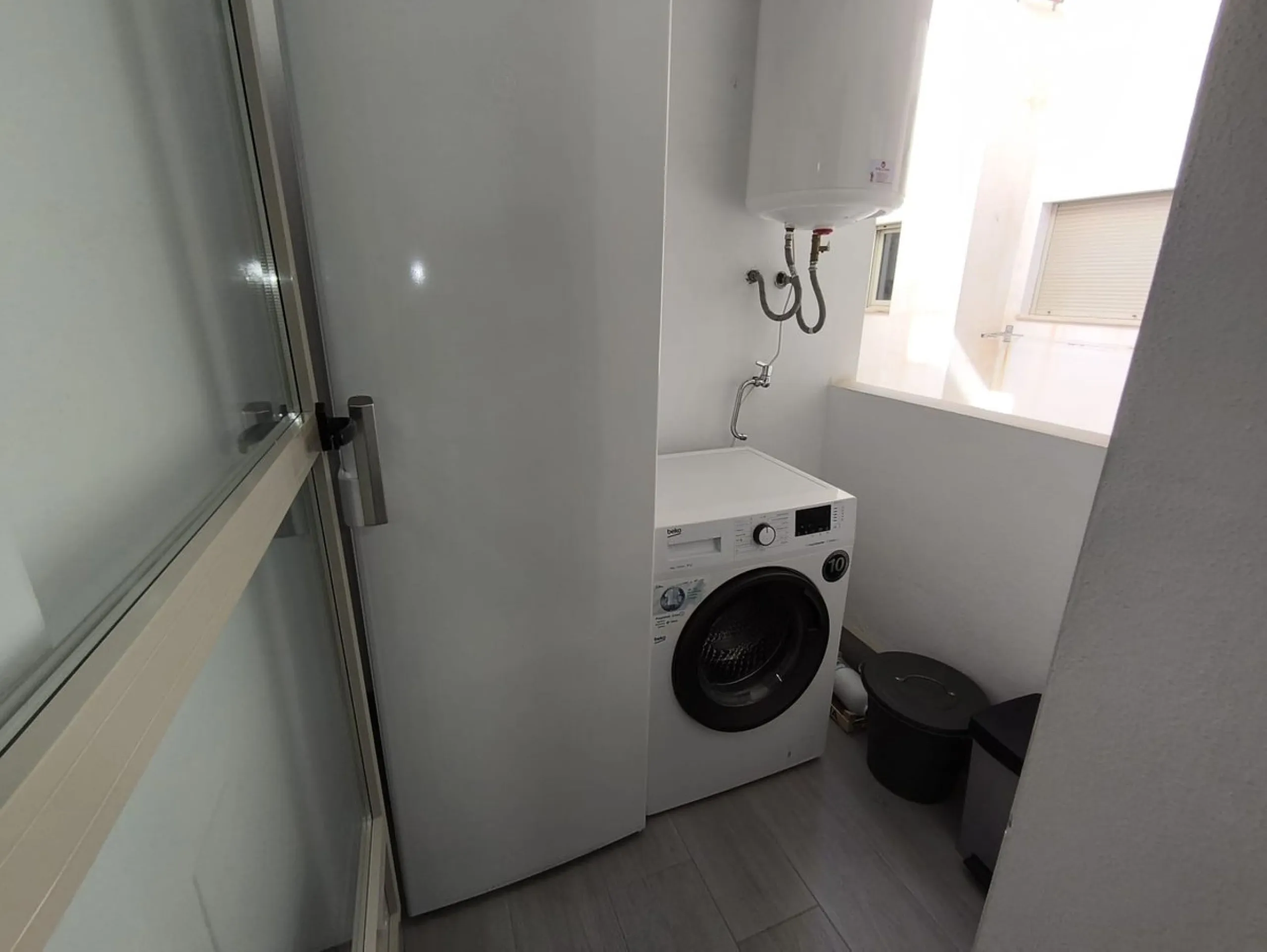 Spacious renovated 3-bedroom apartment with terrace, garage, storage room and communal areas in Torremolinos