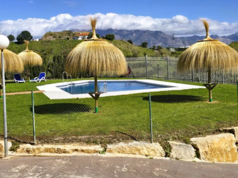 Beautiful, spacious apartment with sea and mountain views.