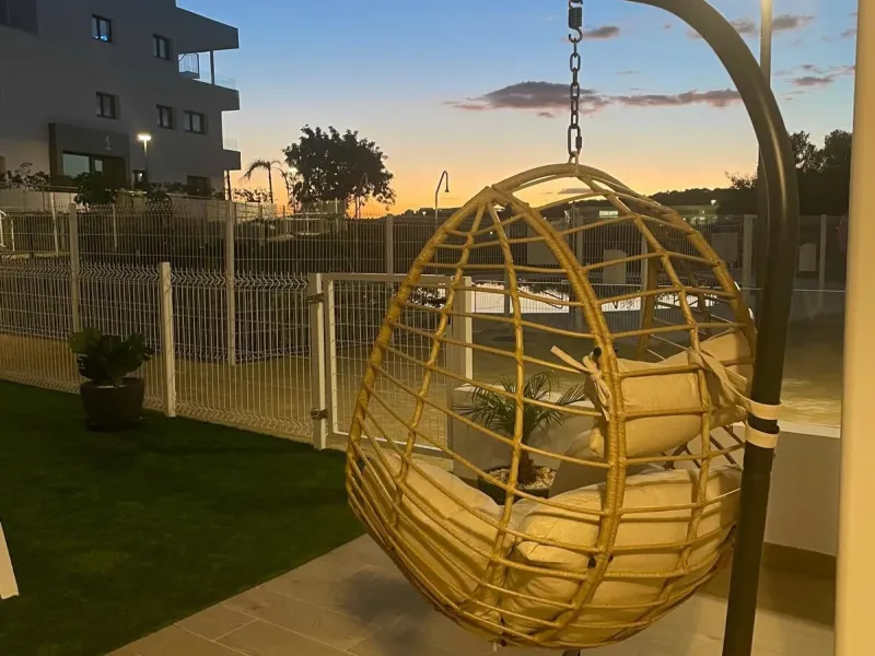Excellent ground floor corner apartment with a good layout in a recently built complex.