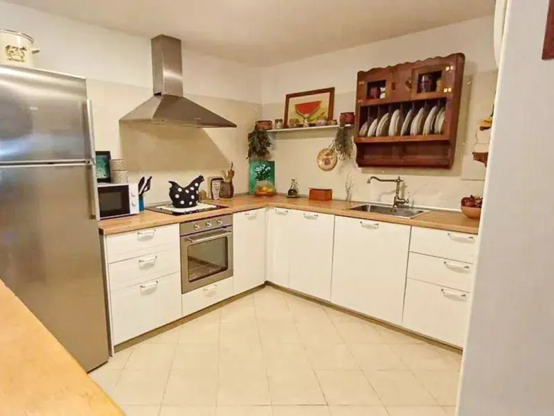 Apartment - Ground Floor Apartment в продаже в Marbella, Málaga. В доме 2 спален и 2 ванных комнат. Площадь дома 100 м²