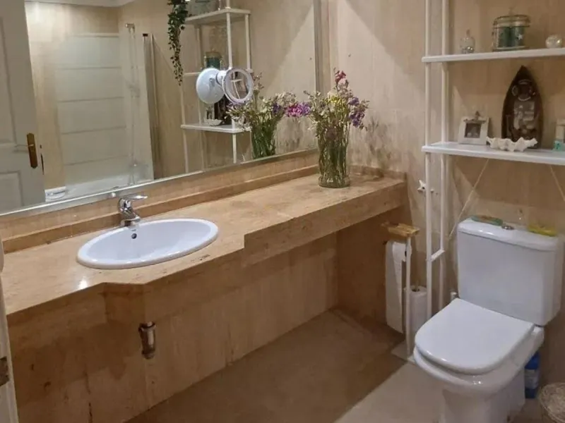 Apartment - Ground Floor Apartment в продаже в Marbella, Málaga. В доме 2 спален и 2 ванных комнат. Площадь дома 100 м²