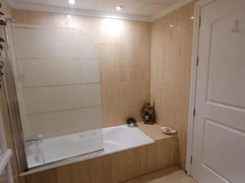 Apartment - Ground Floor Apartment в продаже в Marbella, Málaga. В доме 2 спален и 2 ванных комнат. Площадь дома 100 м²