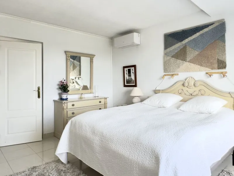 Villa with sea views in Mijas – a short drive from Fuengirola