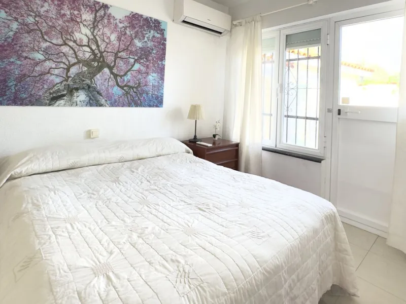 Villa with sea views in Mijas – a short drive from Fuengirola