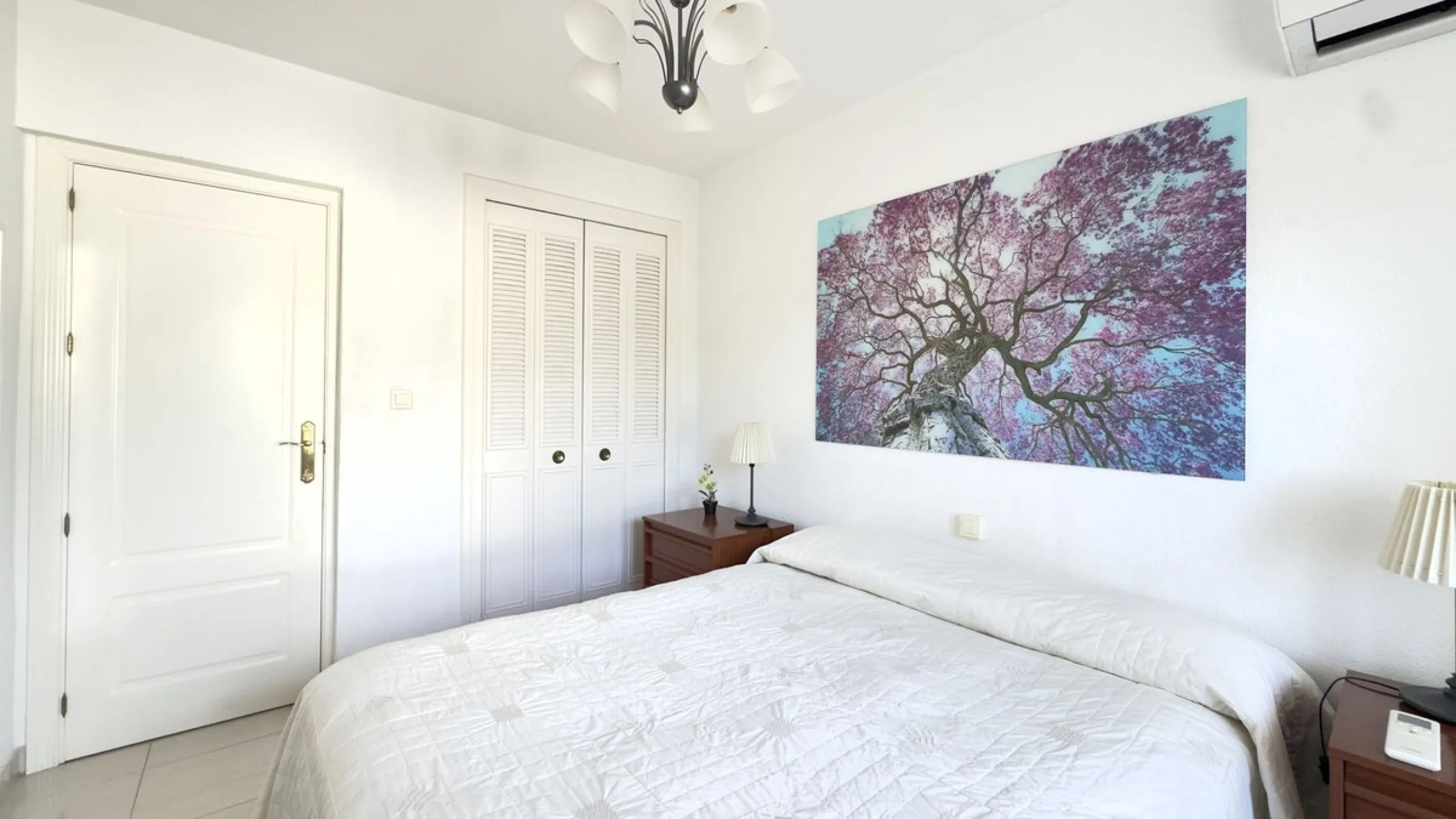 Villa with sea views in Mijas – a short drive from Fuengirola