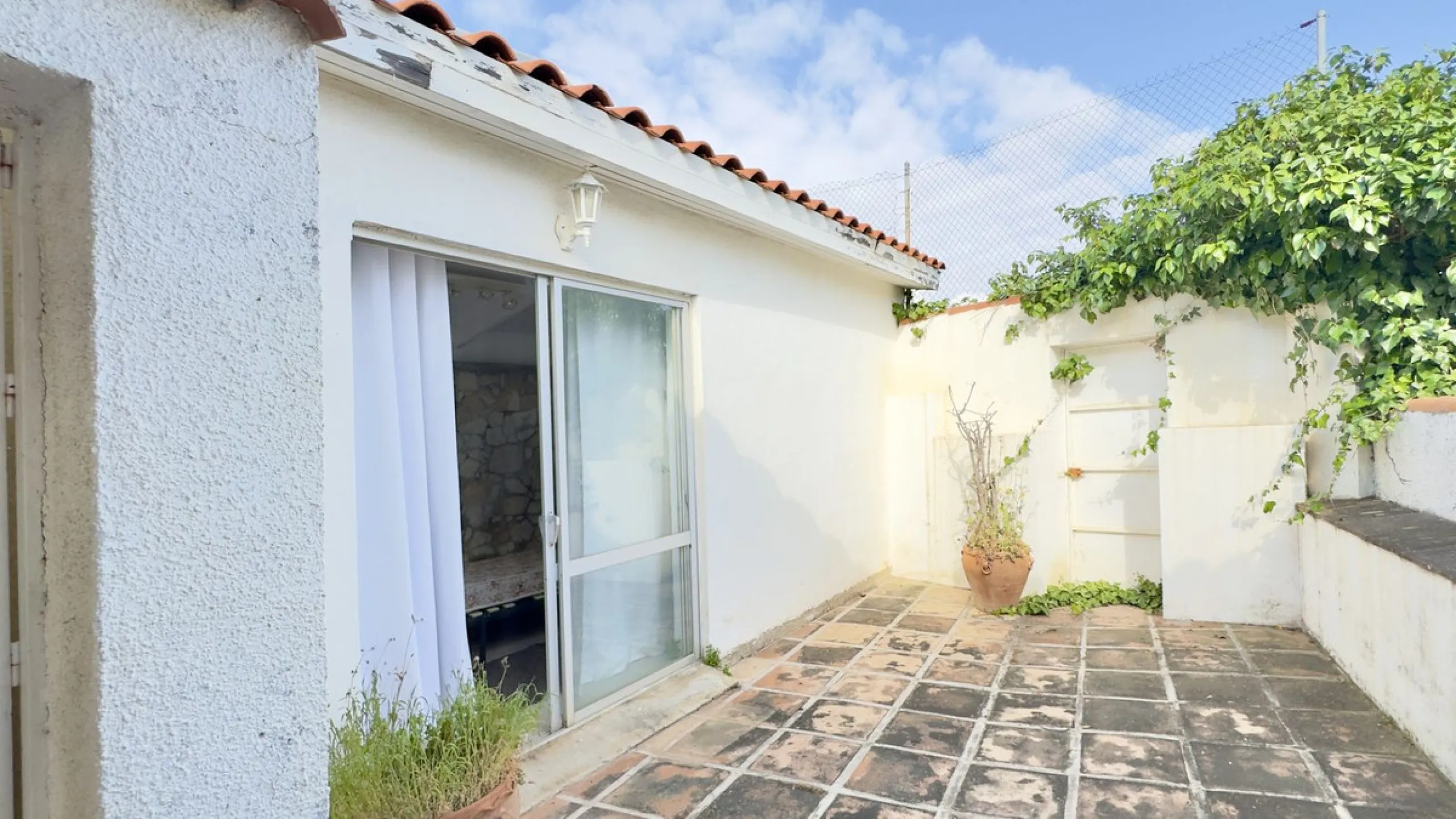 Villa with sea views in Mijas – a short drive from Fuengirola