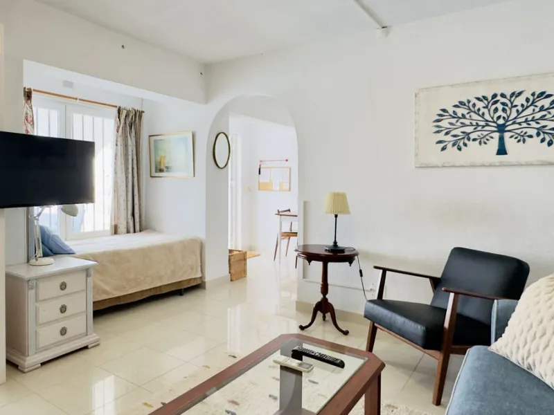 Villa with sea views in Mijas – a short drive from Fuengirola