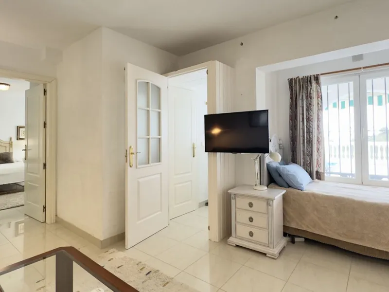 Villa with sea views in Mijas – a short drive from Fuengirola