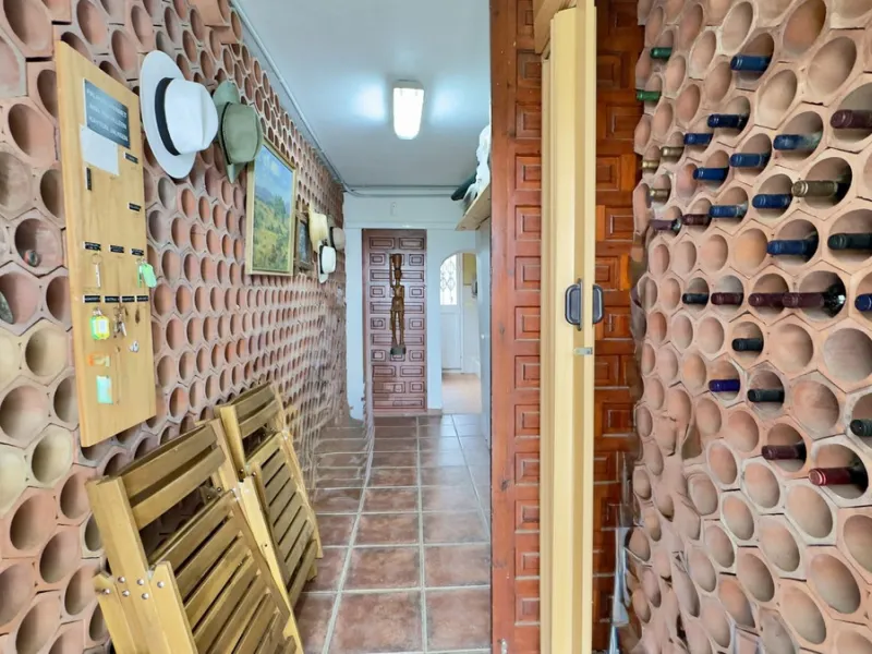 Villa with sea views in Mijas – a short drive from Fuengirola