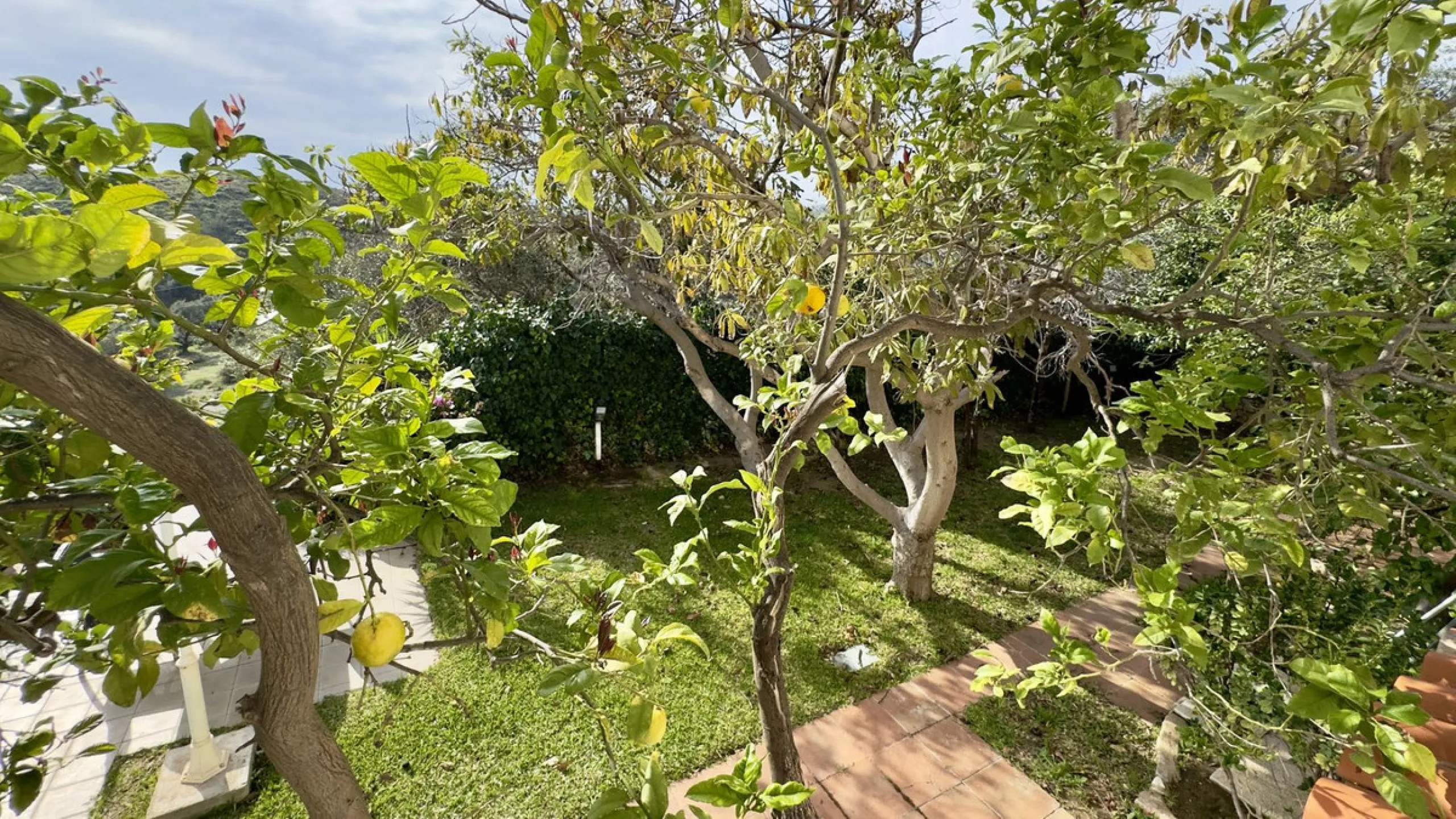Villa with sea views in Mijas – a short drive from Fuengirola
