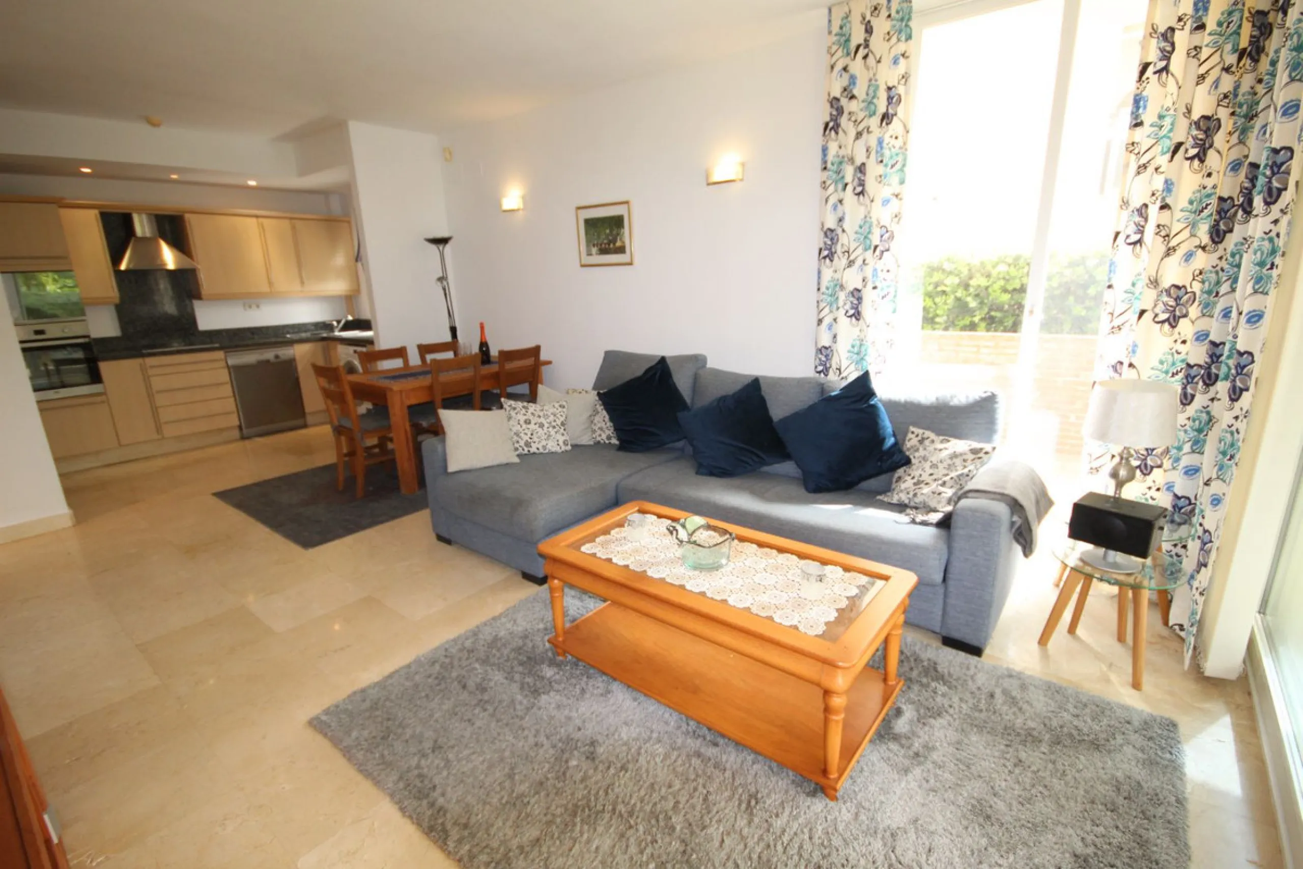 Apartment - Ground Floor Apartment в продаже в Mijas, Málaga. В доме 2 спален и 2 ванных комнат. Площадь дома 84 м²