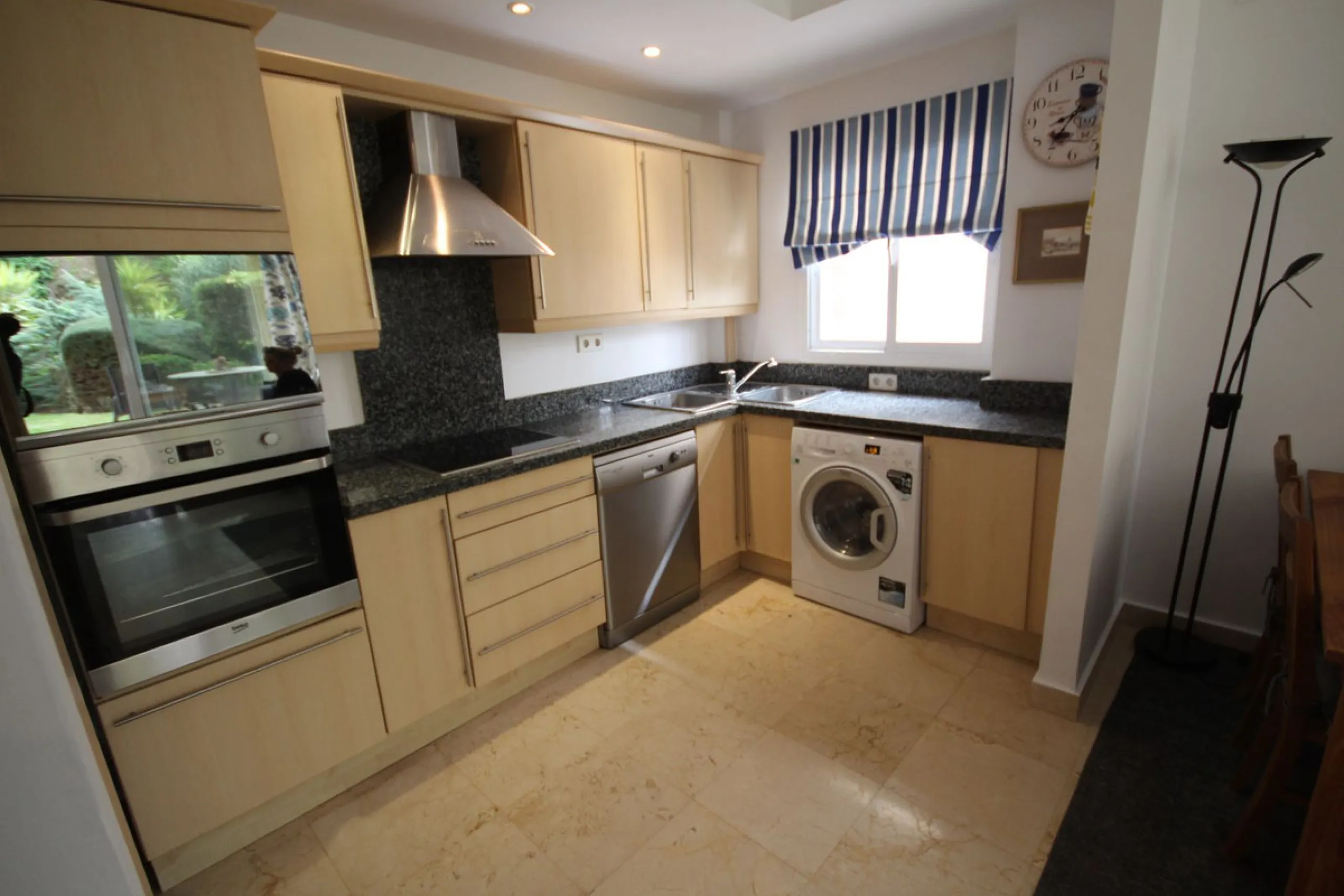 Apartment - Ground Floor Apartment в продаже в Mijas, Málaga. В доме 2 спален и 2 ванных комнат. Площадь дома 84 м²