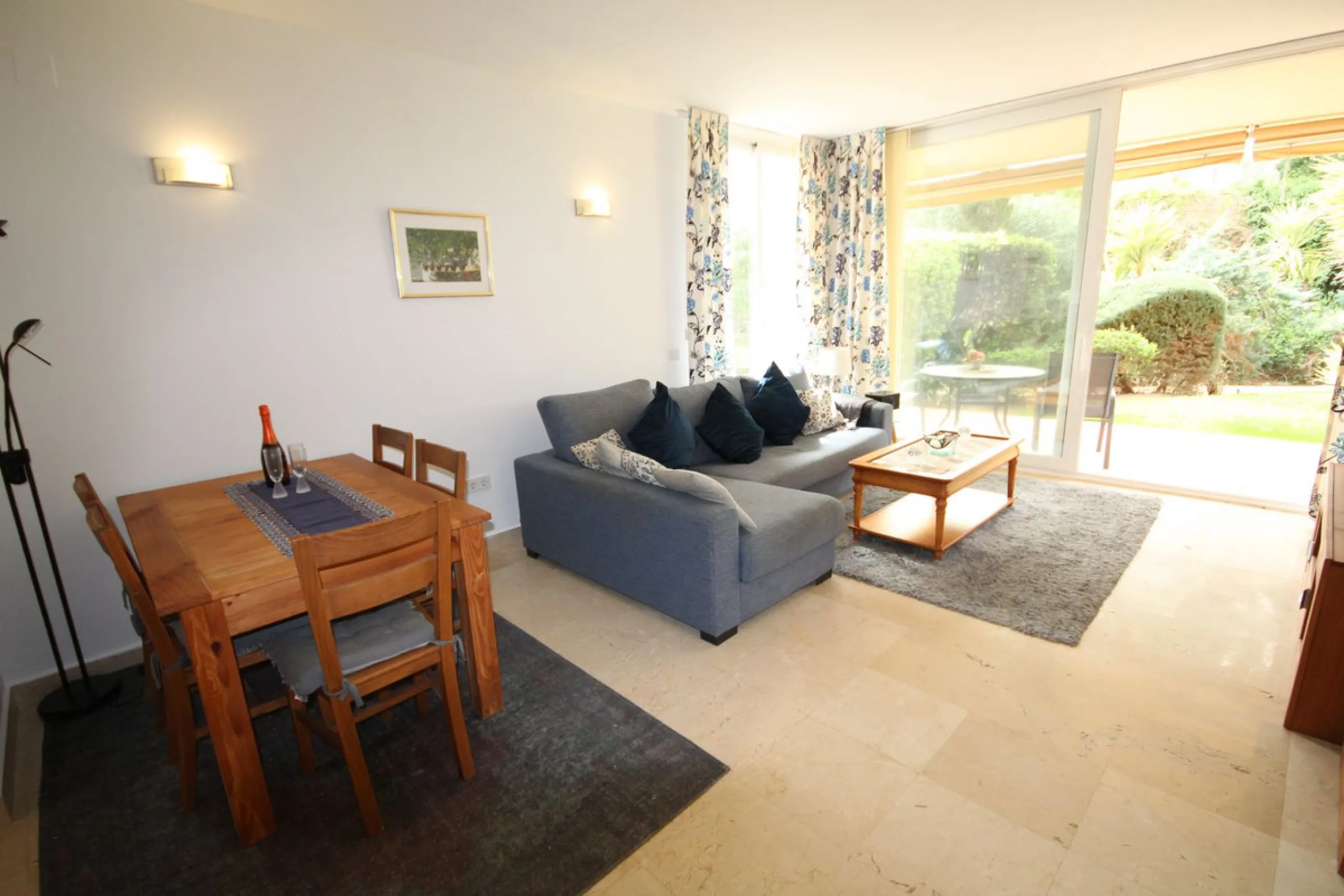 Apartment - Ground Floor Apartment в продаже в Mijas, Málaga. В доме 2 спален и 2 ванных комнат. Площадь дома 84 м²