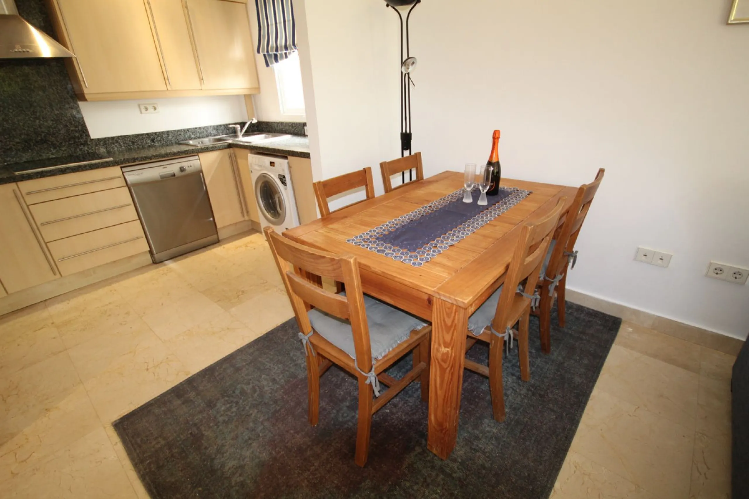 Apartment - Ground Floor Apartment в продаже в Mijas, Málaga. В доме 2 спален и 2 ванных комнат. Площадь дома 84 м²
