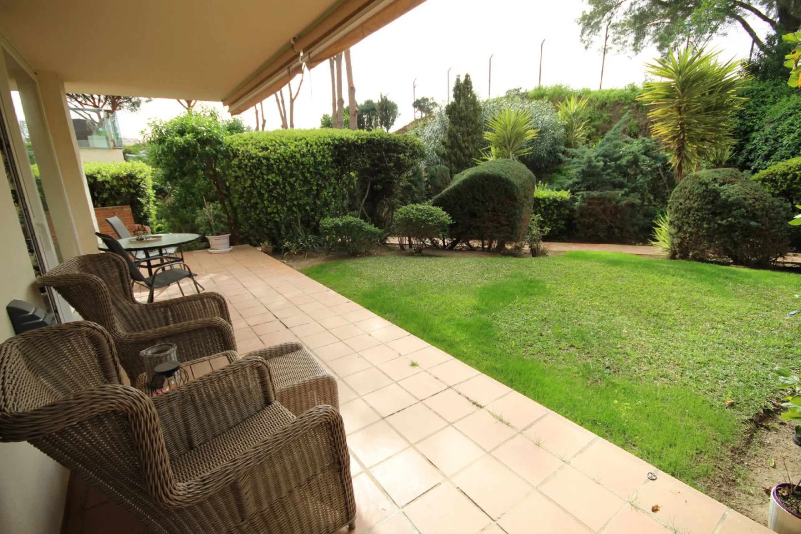 Apartment - Ground Floor Apartment в продаже в Mijas, Málaga. В доме 2 спален и 2 ванных комнат. Площадь дома 84 м²