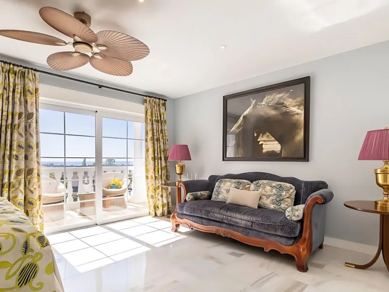 Villa Las Brisas is an immaculately presented detached villa located in the sought-after area of Paraiso Alto, offering a perfect blend of privacy, comfort, and contemporary family living.